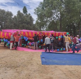 सुदूरपश्चिमका मुख्यमन्त्री शाह प्रमुख अतिथि रहेको कार्यक्रमको मञ्च ढलेपछि….