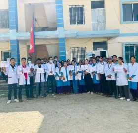 बाजुरा अस्पतालका स्वास्थ्यकर्मी आन्दोलित, आकस्मिक बाहेकका सेवा बन्द