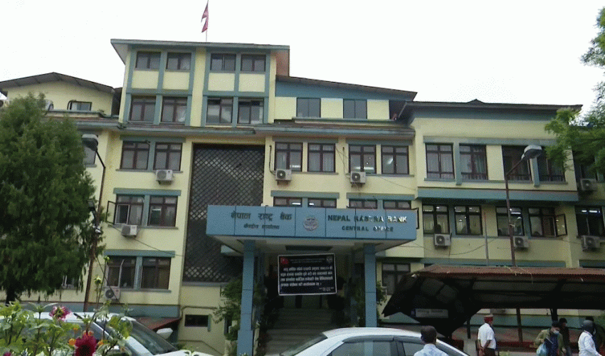 अब एक सयभन्दा माथिका भारतीय नोटको कारोबारमा प्रतिबन्ध