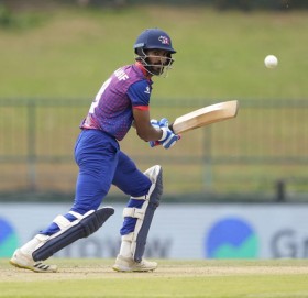 ५८ रन बनाएर आउट भए आसिफ शेख