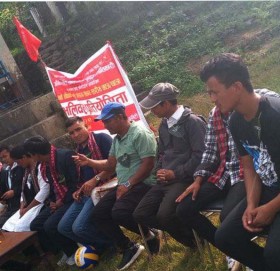 संबिधान दिवसको अवसरमा अखिल क्रान्तीकारीद्धारा भलिवल प्रतियोगीता