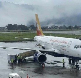 भुटानको ड्रुक एयरले गर्‍यो पोखरामा चार्टर उडान