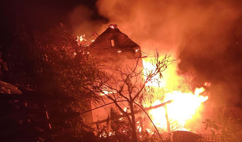 कैलालीको एक घरमा खाना पकाउने क्रममा आगलागी