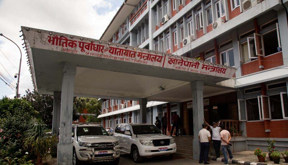 भौतिक पूर्वाधारका ५५ उपसचिव र ६ अधिकृतको सरुवा (सूचीसहित)