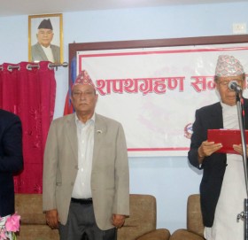 कार्कीको नेतृत्वमा कोशीमा ५ सदस्यीय मन्त्रिपरिषद्