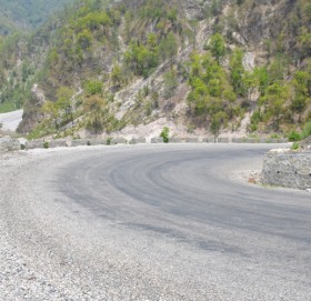 सहजपुर–विपीनगर–बोगटान सडकको थप २४ किलोमिटर कालोपत्र हुँदै