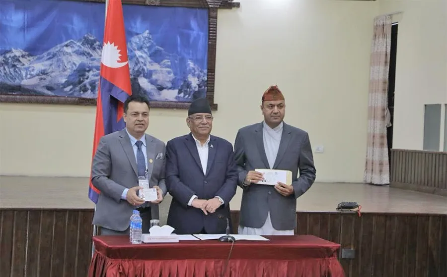 सरकारद्वारा गैरआवासीय नेपालीलाई नागरिकता प्रदान