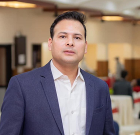 कृष्णबहादुर महरालाई प्रतिवादी बनाइएन, राहुलसहित ४ विरुद्ध मुद्दा दर्ता