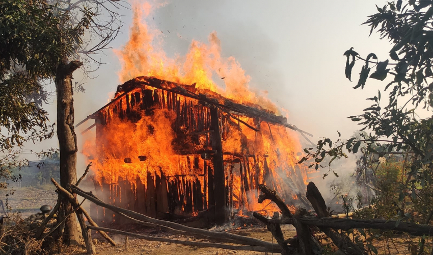 कञ्चनपुरमा एक गोठमा आगलागी