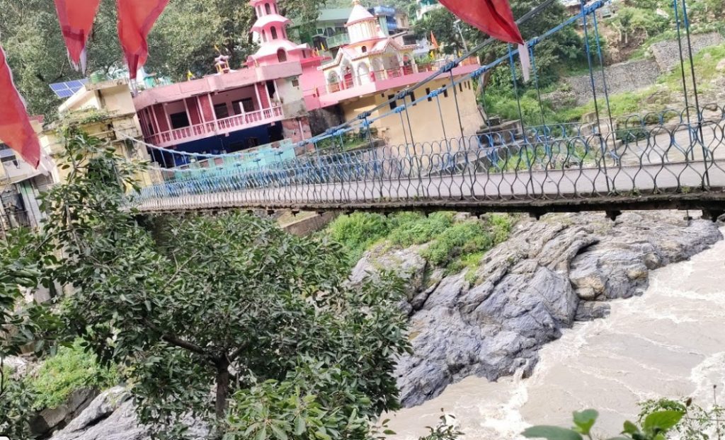 बैतडीको झुलाघाट नाका आंशिक रूपमा सञ्चालन