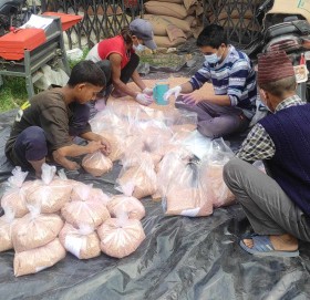 बाजुराका किसानले समयमै गहुँको बिउ पाए