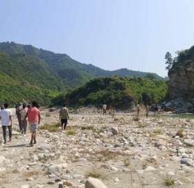 डोटीको सेती नदीमा डुबेर दुई बालबालिका बेपत्ता