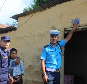 कर्णालीमा ड्युटीका प्रहरीले फोन चलाउन नपाइने