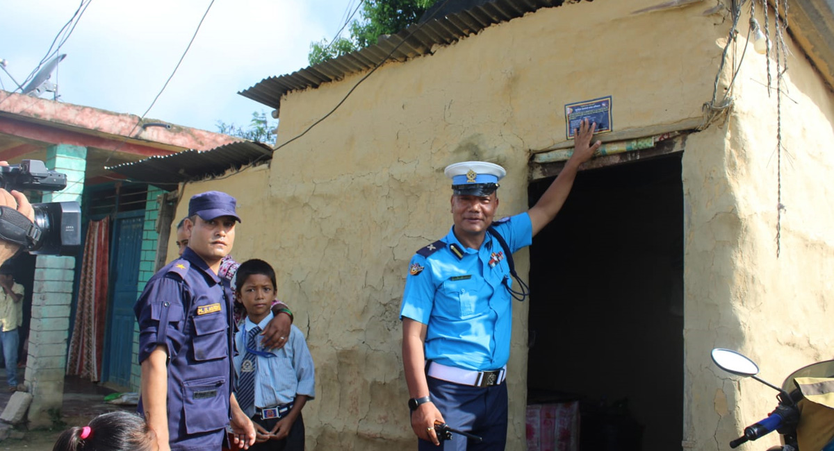 कर्णालीमा ड्युटीका प्रहरीले फोन चलाउन नपाइने