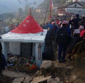 बाजुराको खप्तड छेडेदह २ गाज्रामा भोलि दशैंमेला लाग्दै