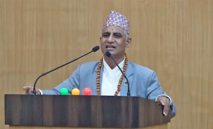 एमालेलाई मुख्यमन्त्री कार्कीको जवाफ- खोलो तरेर लौरो बिर्सिएको छैन