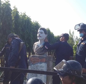 भीमदत्त पन्तको सालिक तोडफोड गर्ने १८ जनाविरुद्ध सार्वजनिक मुद्दा