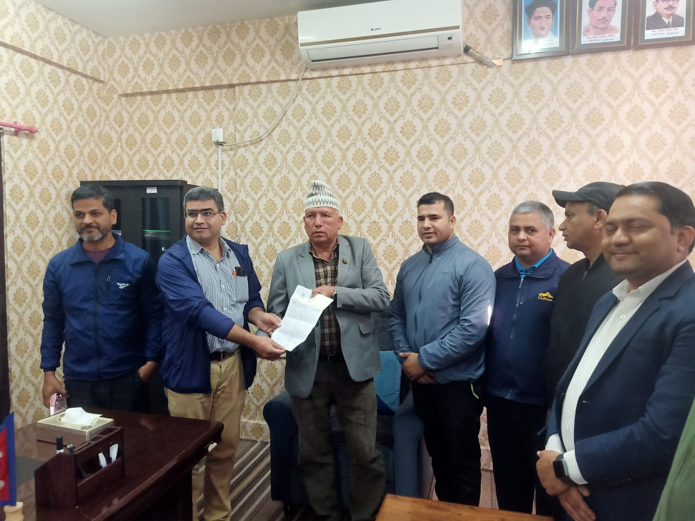 सुदूरपश्चिमको मेडिकल टोलीलाई सुर्खेतबाटै फर्काइयो