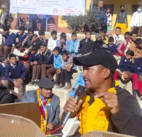 बडिमालिकाका जनप्रतिनिधिलाई खेलकुद समिति अध्यक्ष थापाको प्रश्न- मार्तडीमा खेलमैदान कहिले बन्छ ?