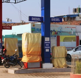 सुदूरपश्चिममा पेट्रोलियम पदार्थको अभाव, पेट्रोल पम्पबाटै कृतिम अभाव सिर्जना