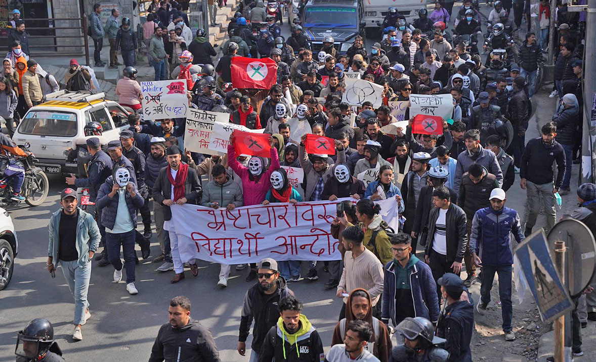 नेविसंघको प्रश्न – कांग्रेस सरकारमा रहँदा कुशासन किन ?