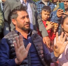 गृहमन्त्रीको आलोचना गर्दै रविले भने- तपाईंको सरकार, तपाईंलाई मुबारक