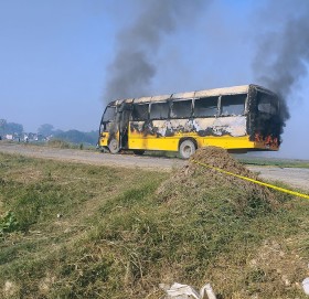 रुपन्देहीमा स्कुल बसको ठक्करबाट २ जनाको मृत्यु