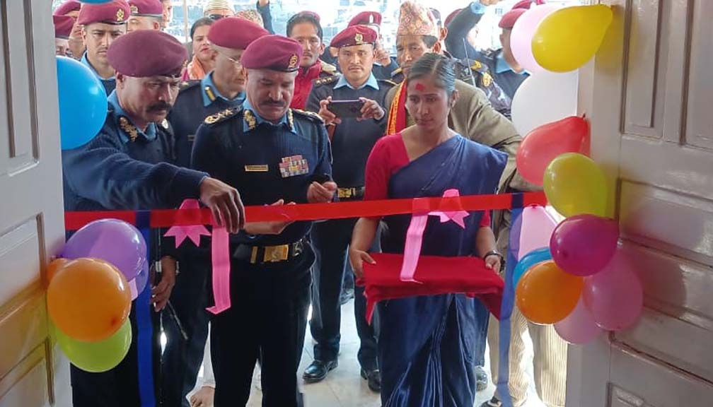 प्रहरी कार्यालय बाजुराको नवनिर्मित भवनको प्रहरी महानिरिक्षक कुँवरद्धारा उद्घाटन्