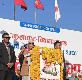 विदेशीको अगाडि बोल्न नसक्ने कम्फर्टेबल सरकार अहिले आवश्यक छैन : केपी ओली