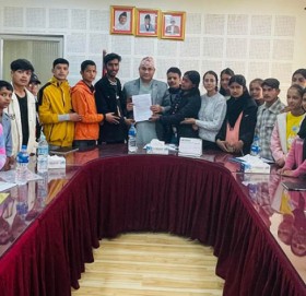 स्वतन्त्रता अभियान र फाया नेपालद्धारा मुख्यमन्त्री शाहलाई ध्यानकर्षण पत्र