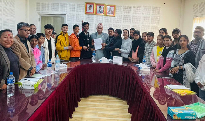 स्वतन्त्रता अभियान र फाया नेपालद्धारा मुख्यमन्त्री शाहलाई ध्यानकर्षण पत्र