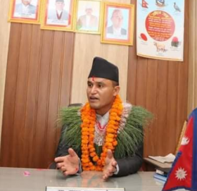 सुदूरपश्चिमका सामाजिक विकास मन्त्री विरुद्ध प्रहरीमा उजुरी