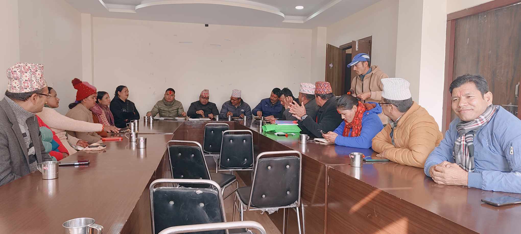 मार्तडी कोल्टी सडक निर्माण कार्य समयमै सम्पन्न गर्न जनप्रतिनिधि सांसदबिच छलफल