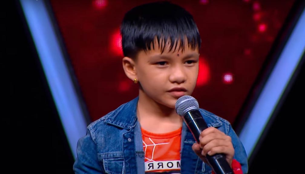 सरुभक्त राष्ट्रिय बालप्रतिभा पुरस्कार २०८० बाजुराका बालकलाकार सुप्रिम मल्ल ठकुरीलाई