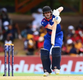 खराब ब्याटिङसँगै नेपाल क्यानडासँग पराजित