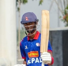 यू-१९ क्रिकेट टिमका कप्तान देव खनाललाई तिलोत्तमा नगरपालिकाले ५० हजार पुरस्कार दिने