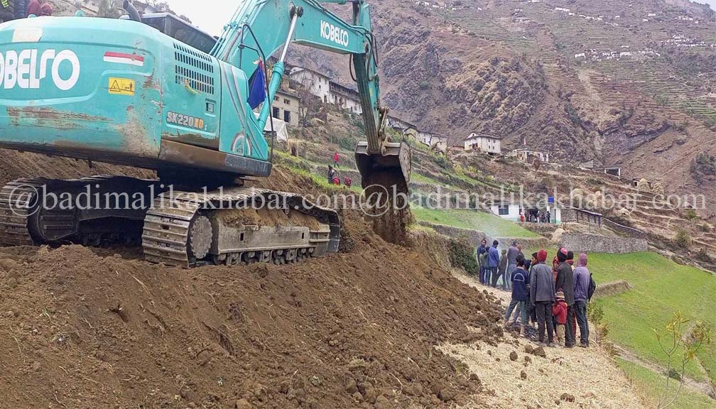 गौमुलका दुर्गम गाउँ पनि सडक स‌‌जालमा जाेडीदै
