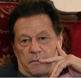 पाकिस्तानका पूर्वप्रधानमन्त्री इमरान खानलाई १० वर्ष जेल