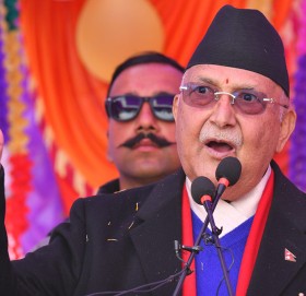 ओलीले भने- टाउकामा बम हान्ने र मूल्य तोक्ने सँगै सरकारमा छन्, पीडितले कसरी न्याय पाओस्