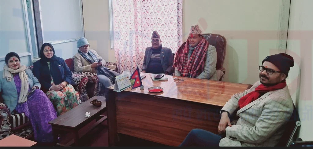 सुदूरपश्चिममा संसदीय दलको नेता फेर्ने निर्णय तत्काल सच्याउन माओवादीको निर्देशन