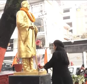 शुक्रराज शास्त्रीको शालिकमा माल्यार्पण गर्दै सुरु भयो शहीद सप्ताह