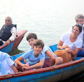 सन् २०२३ मा १० लाखभन्दा बढी पर्यटक नेपाल घुम्न आए, कुन देशबाट कति ?