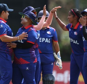 कुवेतलाई हराउँदै नेपाल एसीसी महिला प्रिमियर कपको सेमिफाइनलमा