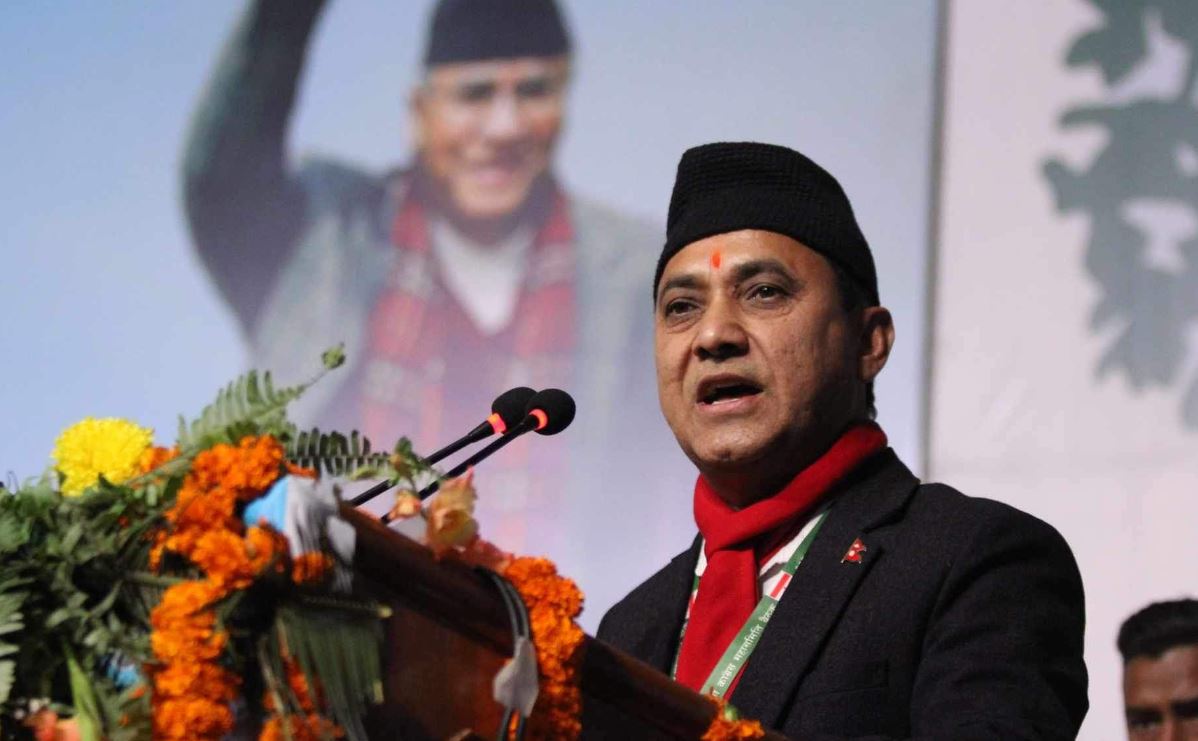 गाह्रो भएको भए प्रधानमन्त्रीकै टिम बनाऔं, हामी बाहिर बस्छौं : विश्वप्रकाश शर्मा