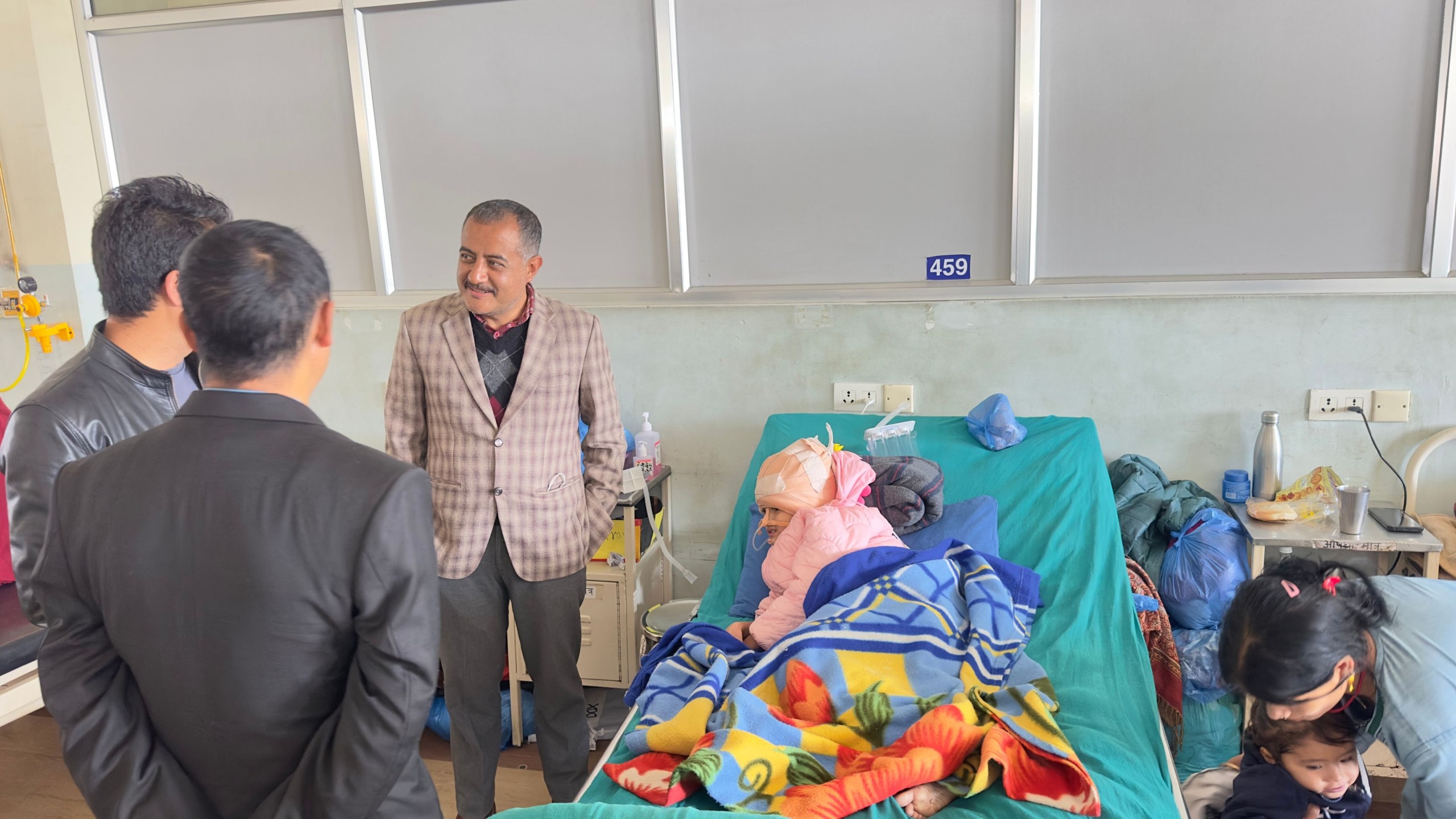 मृत्युको मुखमा पुगेकी बाजुराकी जेशीकाको पुर्नजन्म