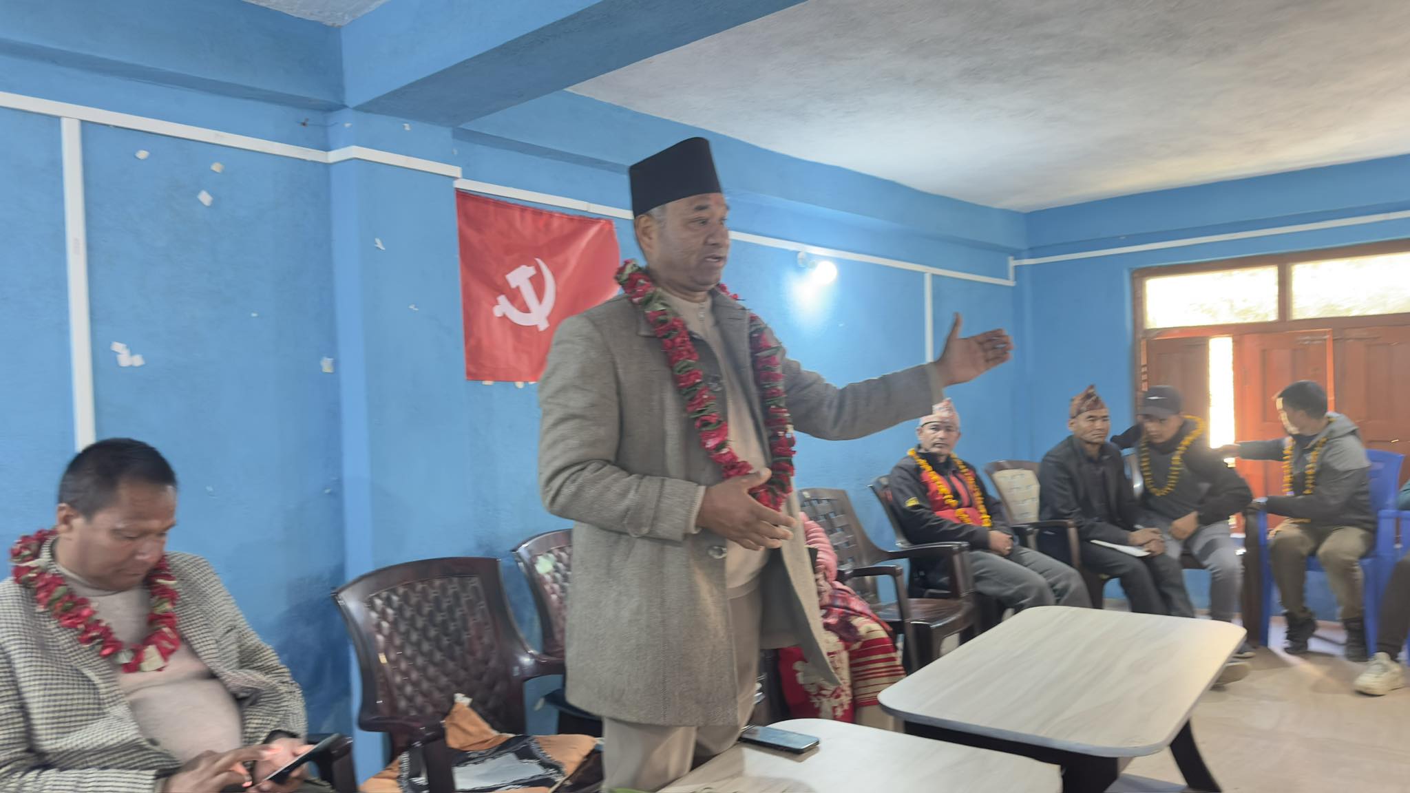 पार्टीभित्र गुटबन्दी गर्नु अपराध हो, पार्टी नीति र विधानले चल्छः नेता थापा