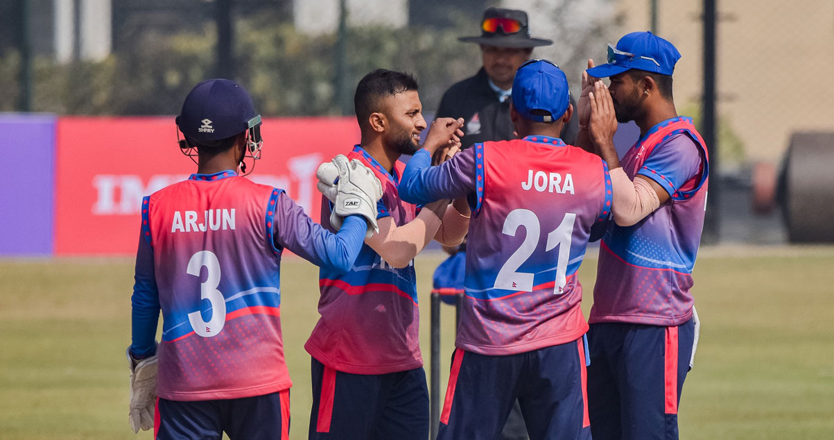 क्यानडासँगको खेल जित्न नेपाल एले पायो २४१ रनको लक्ष्य