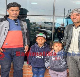आमाको मृत्युपछि बिच्चलीमा परेका दुई भाइबहिनीको उद्धार
