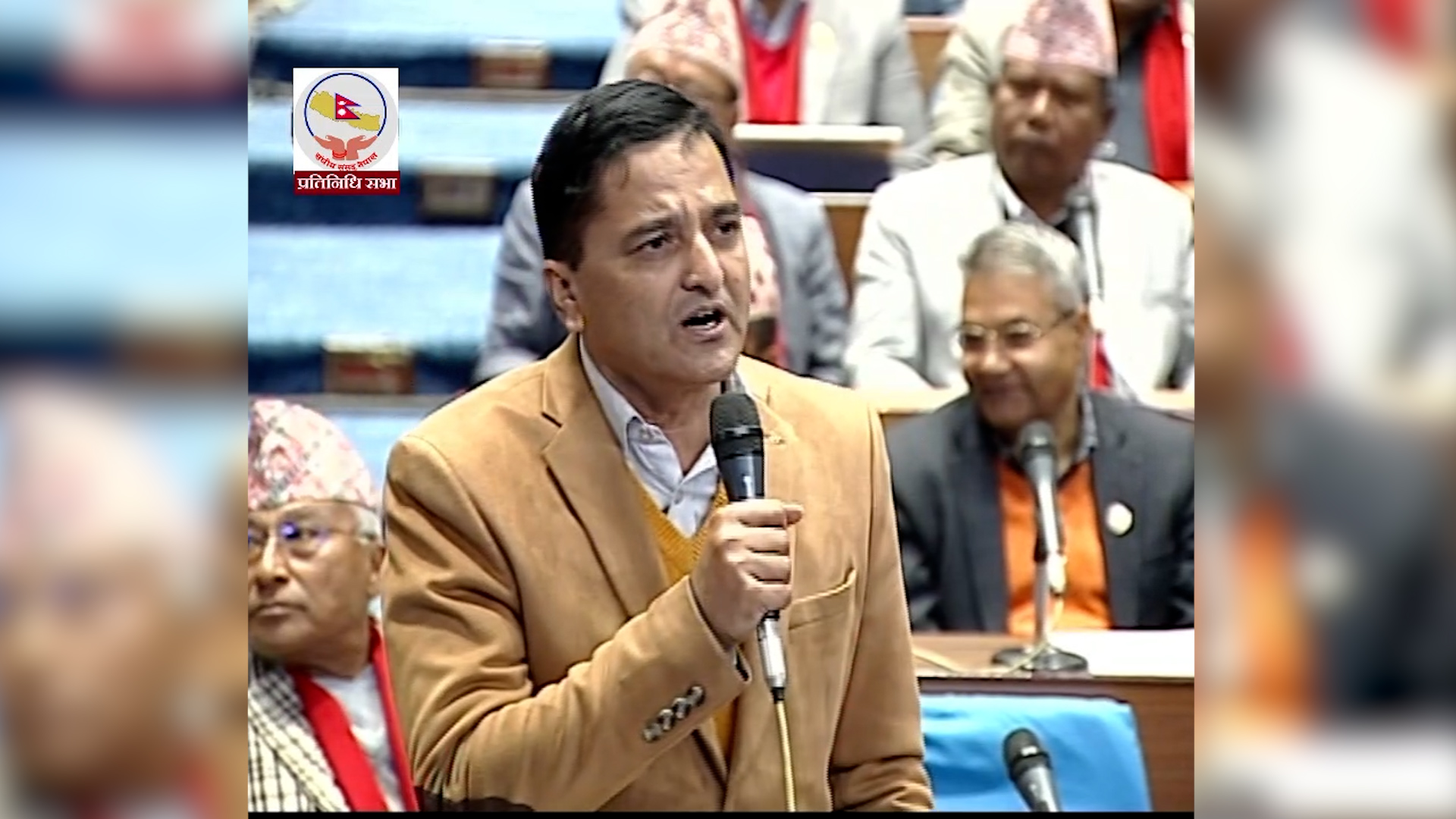 संसदमा एमालेको बटमलाइन: तीन मन्त्रीको राजीनामा, प्रधानमन्त्रीको जवाफ चाहियो