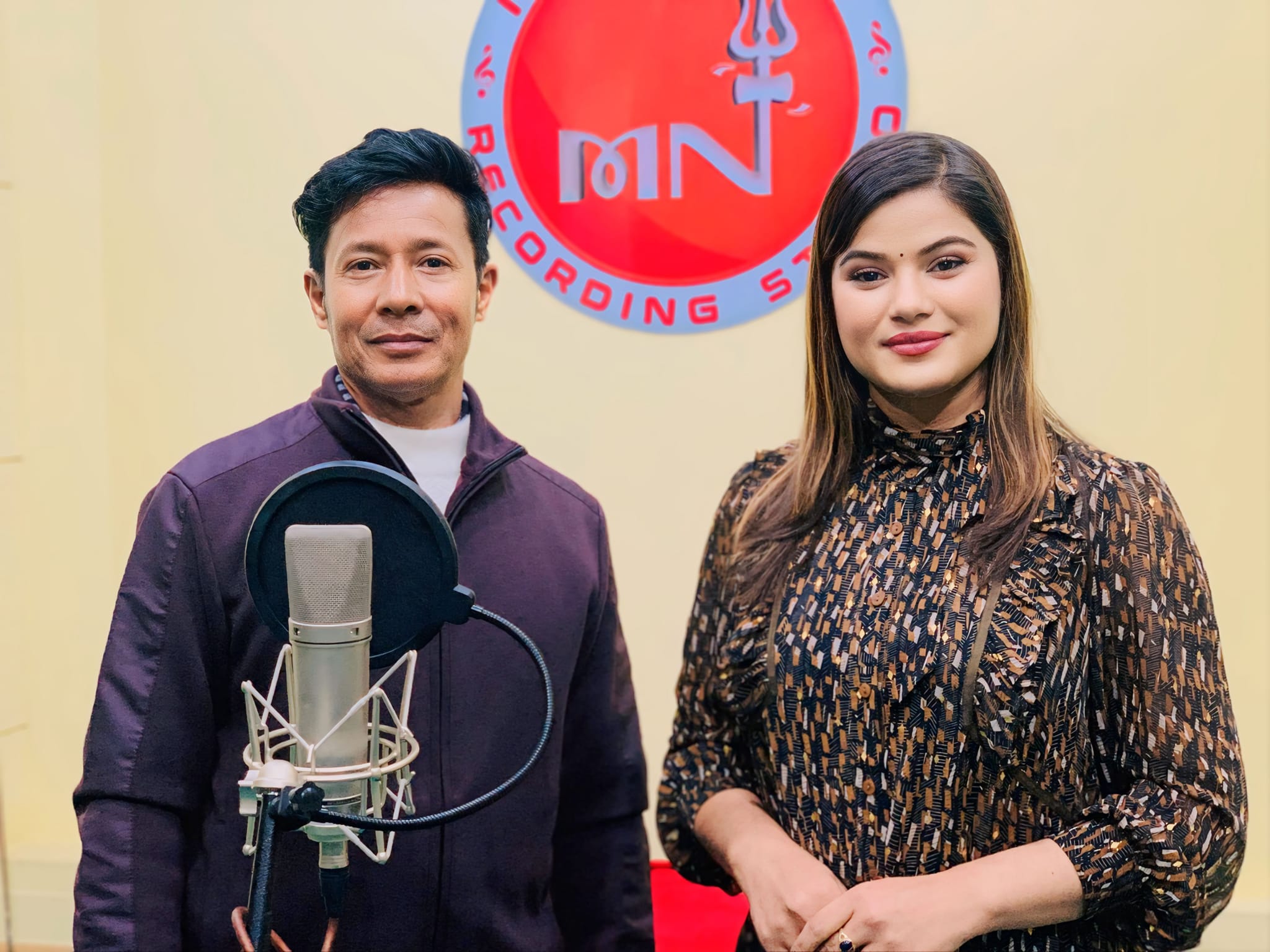 बबिनाको संगीतमा  बैकुण्ठले गाए जय जय शम्भु (भिडियो सहित)